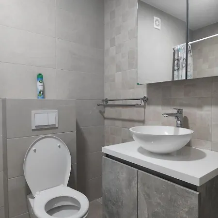 Apartment Hedonist Garden Luxury *