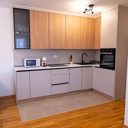 Apartment Hedonist Garden Luxury Doboj