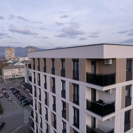 Apartment Hedonist Garden Luxury