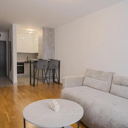 Hedonist Garden Luxury Doboj